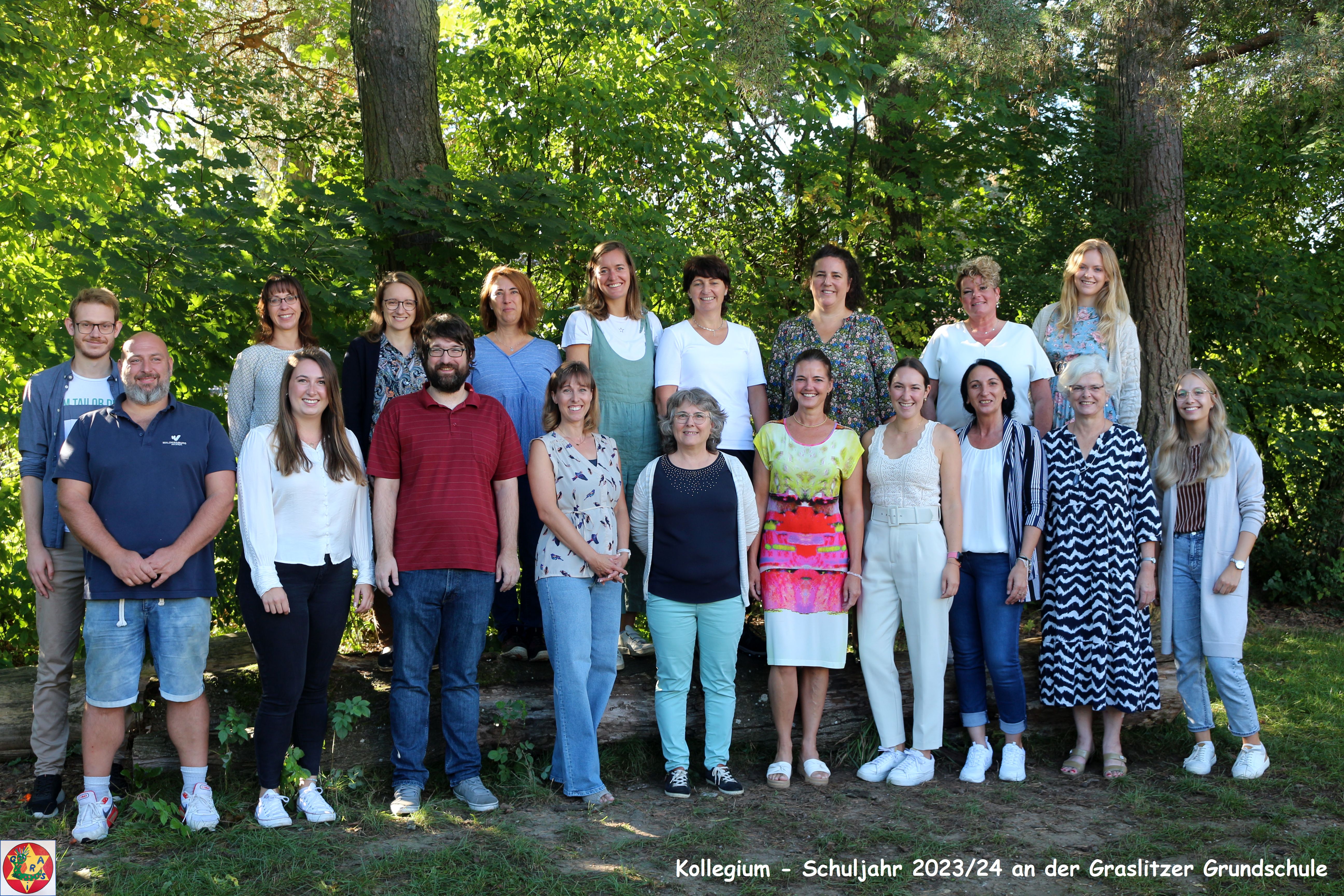 Gruppenbild Lehrerkollegium 2022/23